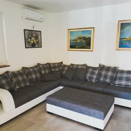 Orka Apartment