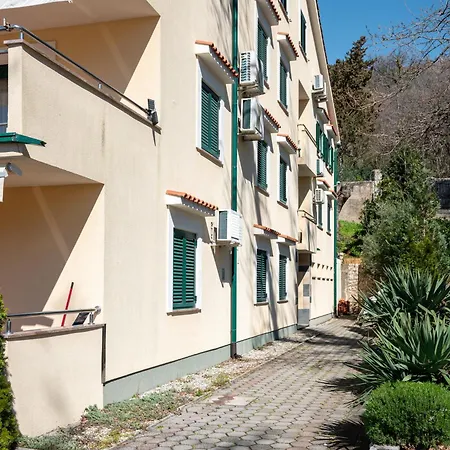 Appartement Orka *